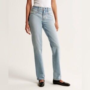 Abercrombie & Fitch Light Mid-Rise 90’s Straight Size 33S